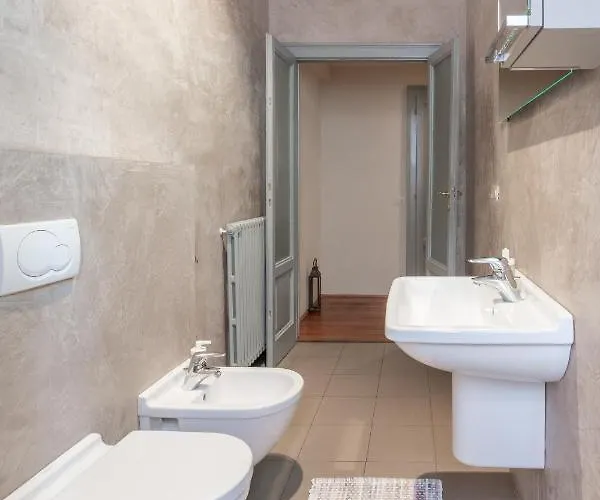 Appartement Cavour By Icasamia It Varese